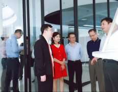 广东省工业和信息化局莅临千亿官网·千Yi亿网站平台-千亿(中国)调研制造业创新中心建设情况 
